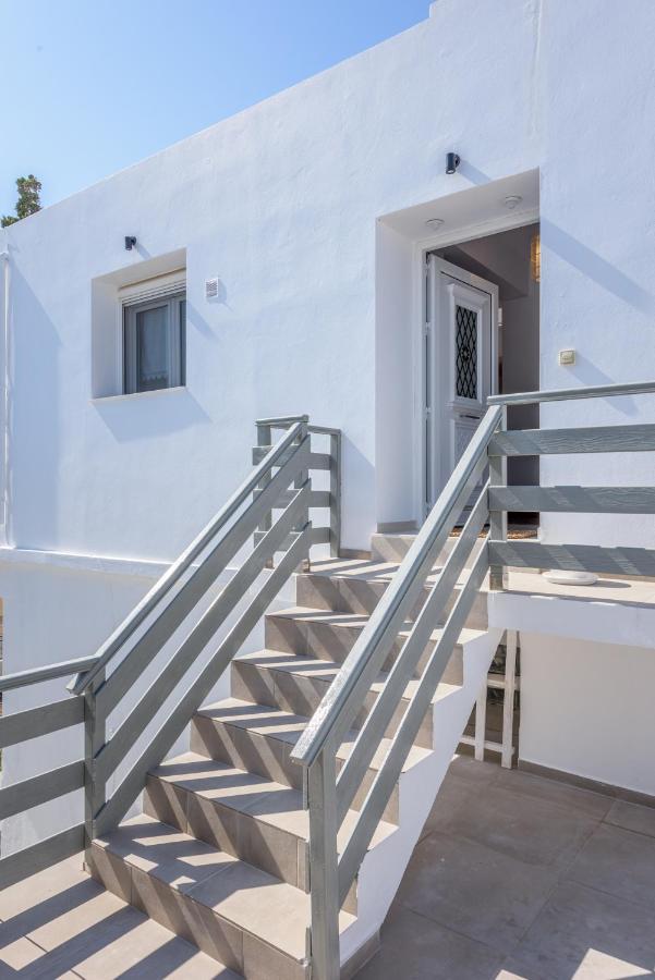 Villa Ellania Milos Adamantas Eksteriør billede